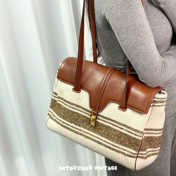 95新 Celine/思琳 棕色拼帆布单肩包 amr