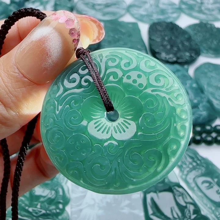 翡翠未镶嵌颈饰多样性发货天然A货翡翠