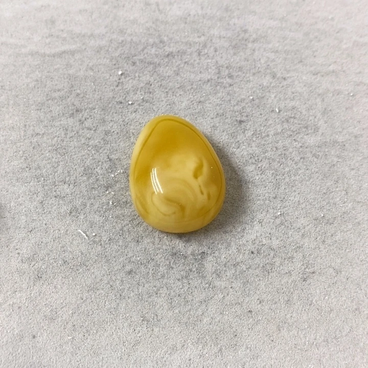 蜜蜡裸石未镶嵌吊坠