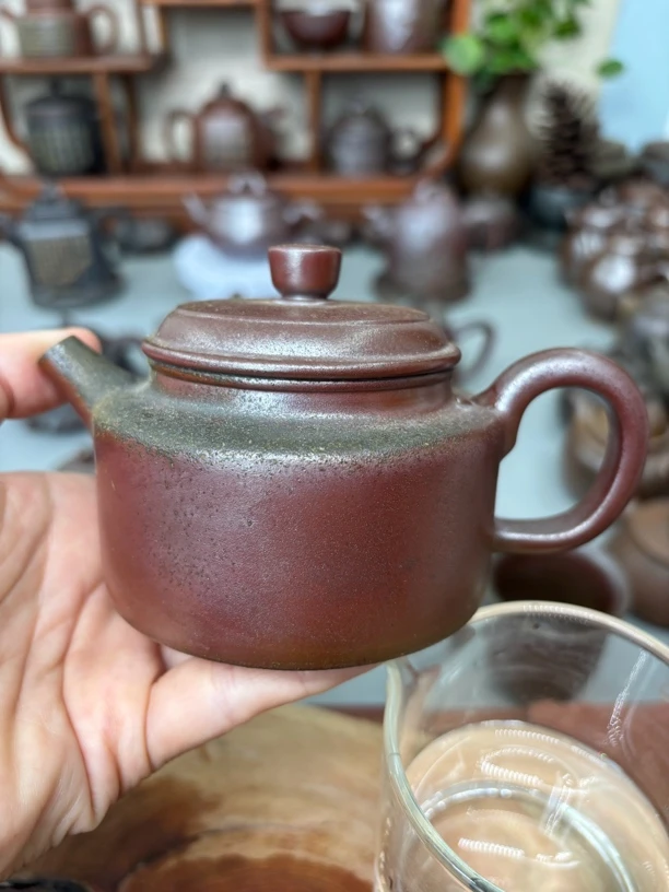 广西钦州坭兴陶 陆窑柴烧德钟壶180ml左右