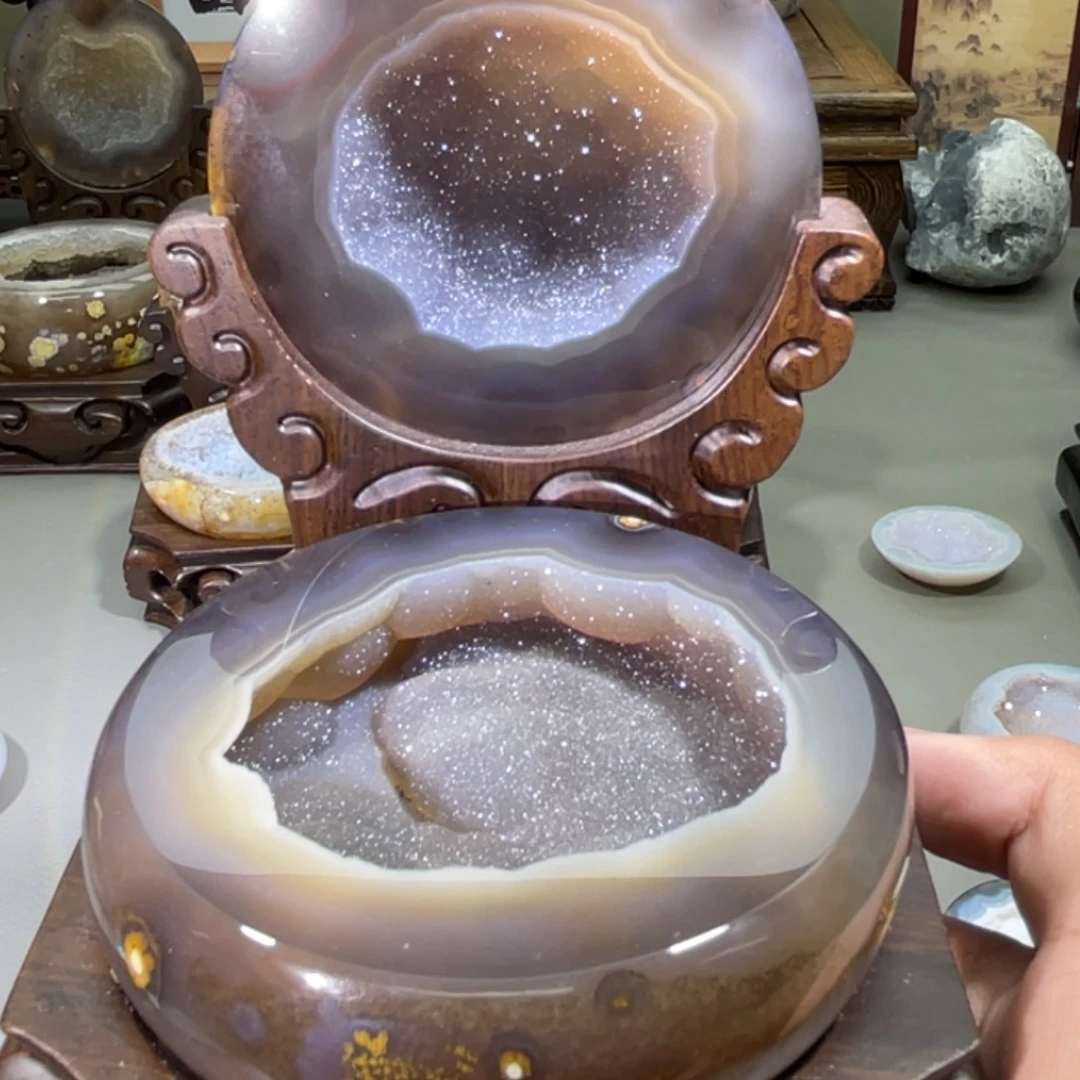 大型摆件（非配饰）水晶未镶嵌聚宝盆