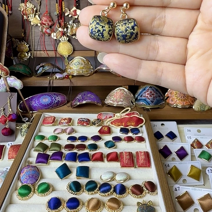 琉璃纯铜合金耳钉