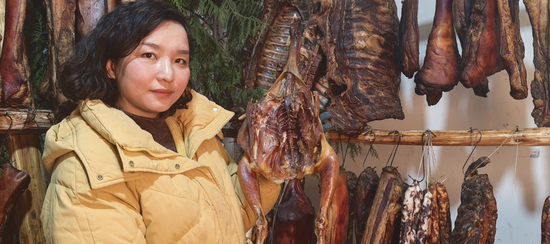 老北川农村柏树枝烟熏鸡