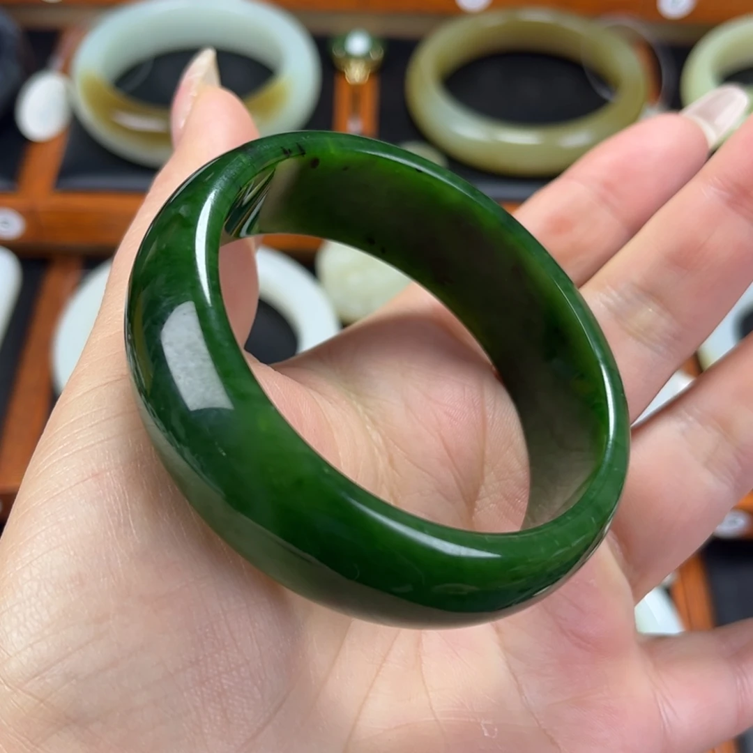 和田玉（碧玉）手镯未镶嵌60.61
