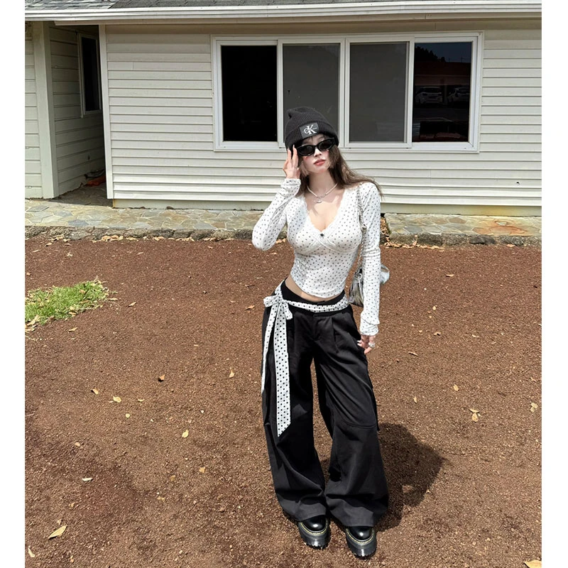 【甜娇少女】法式甜美蕾丝边显瘦V领碎花长袖T恤上衣+工装休闲裤女