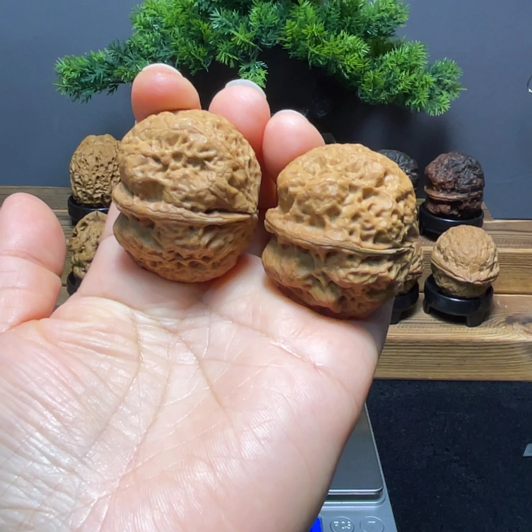 把件文玩核桃云南铁核桃44