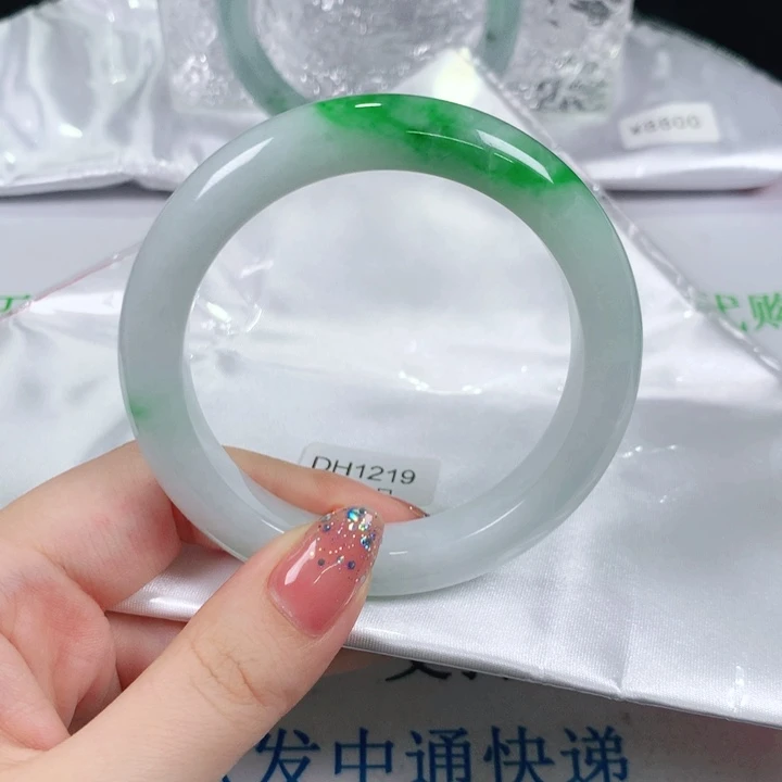 翡翠手镯（圆镯）未镶嵌正圈DH1219