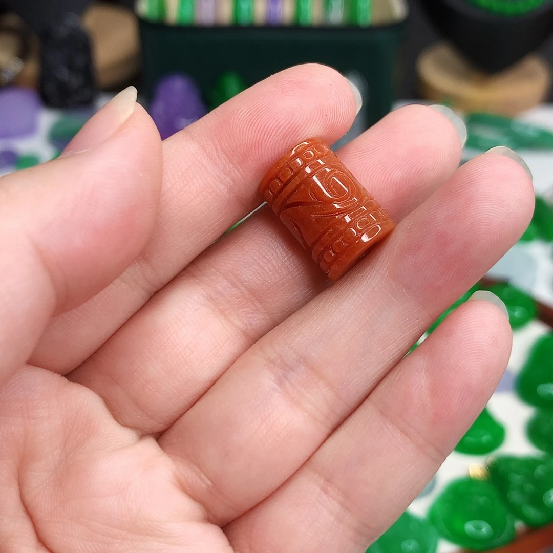翡翠未镶嵌颈饰吊坠