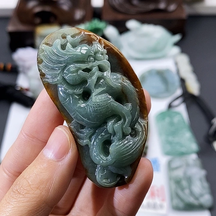 翡翠未镶嵌颈饰缅甸翡翠a货龙牌