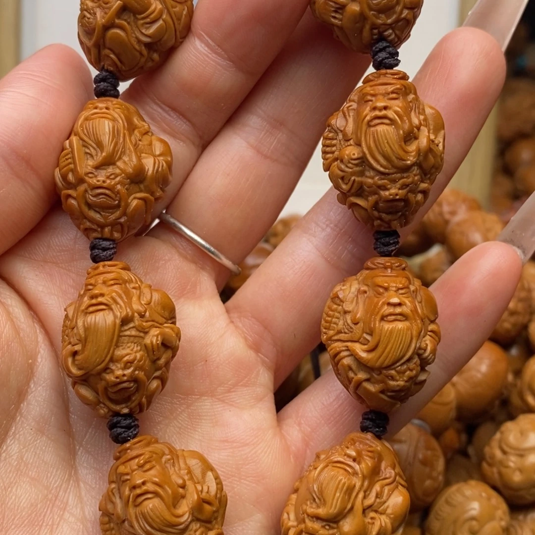 橄榄核手串关二爷