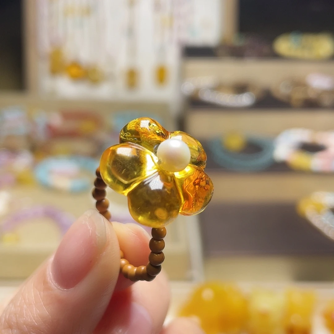 琥珀未镶嵌裸石戒指