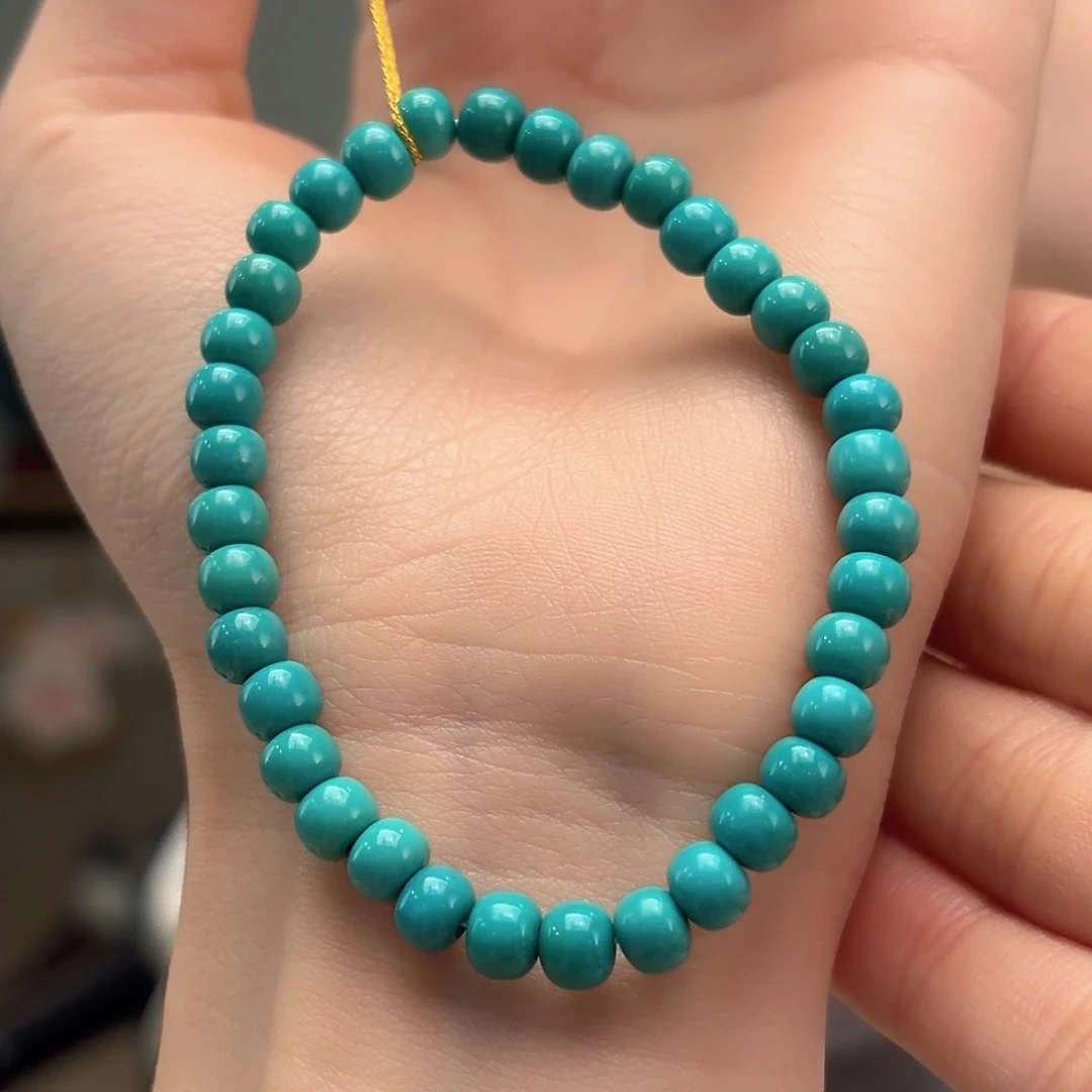 绿松石未镶嵌颈饰