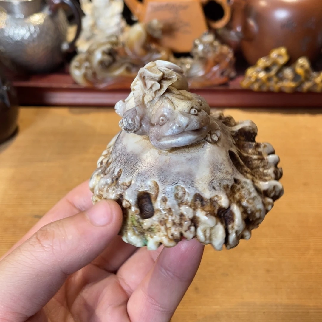 鹿角雕刻金蟾摆件哈哈哈哈哈