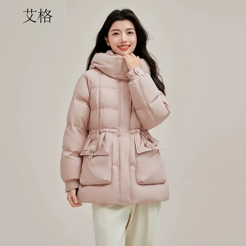 艾格连帽中长款羽绒服女士冬季2024新款时尚宽松收腰显瘦保暖外套