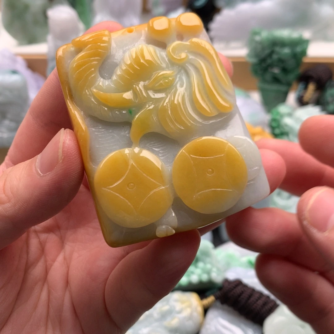 吊坠(不含链)未镶嵌翡翠