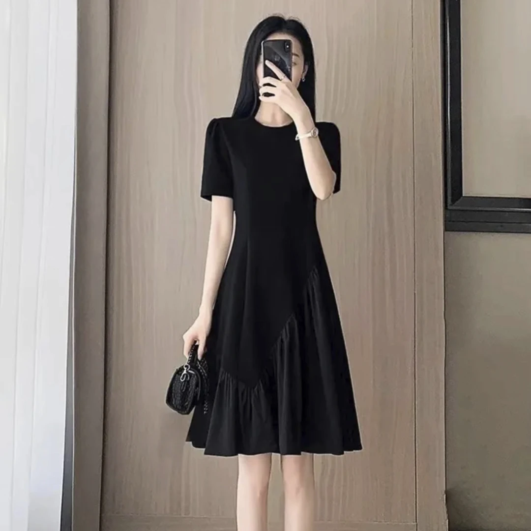 黑色连衣裙女夏季2025新款赫本风高级感法式时尚气质显瘦a字裙子