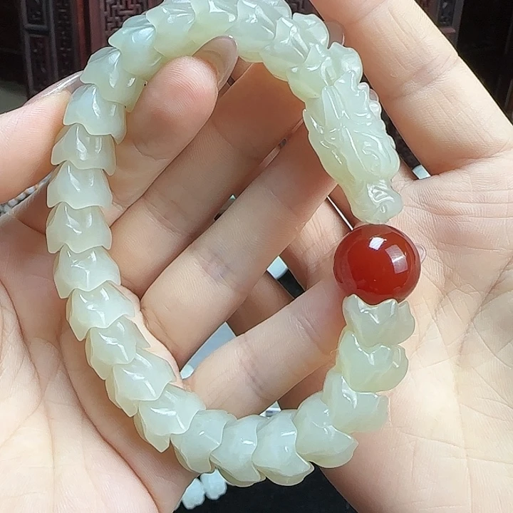 和田玉未镶嵌颈饰定制发货