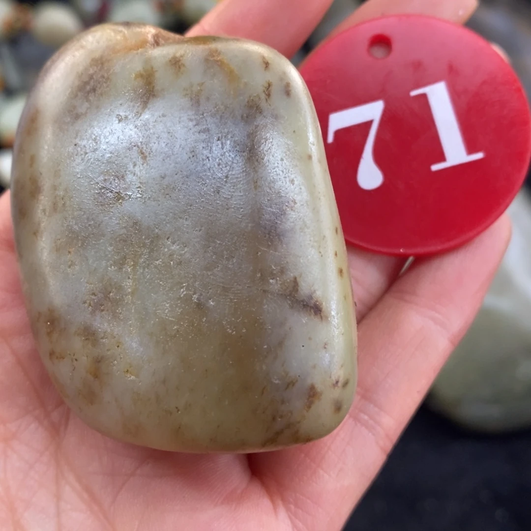 未镶嵌和田玉挂件