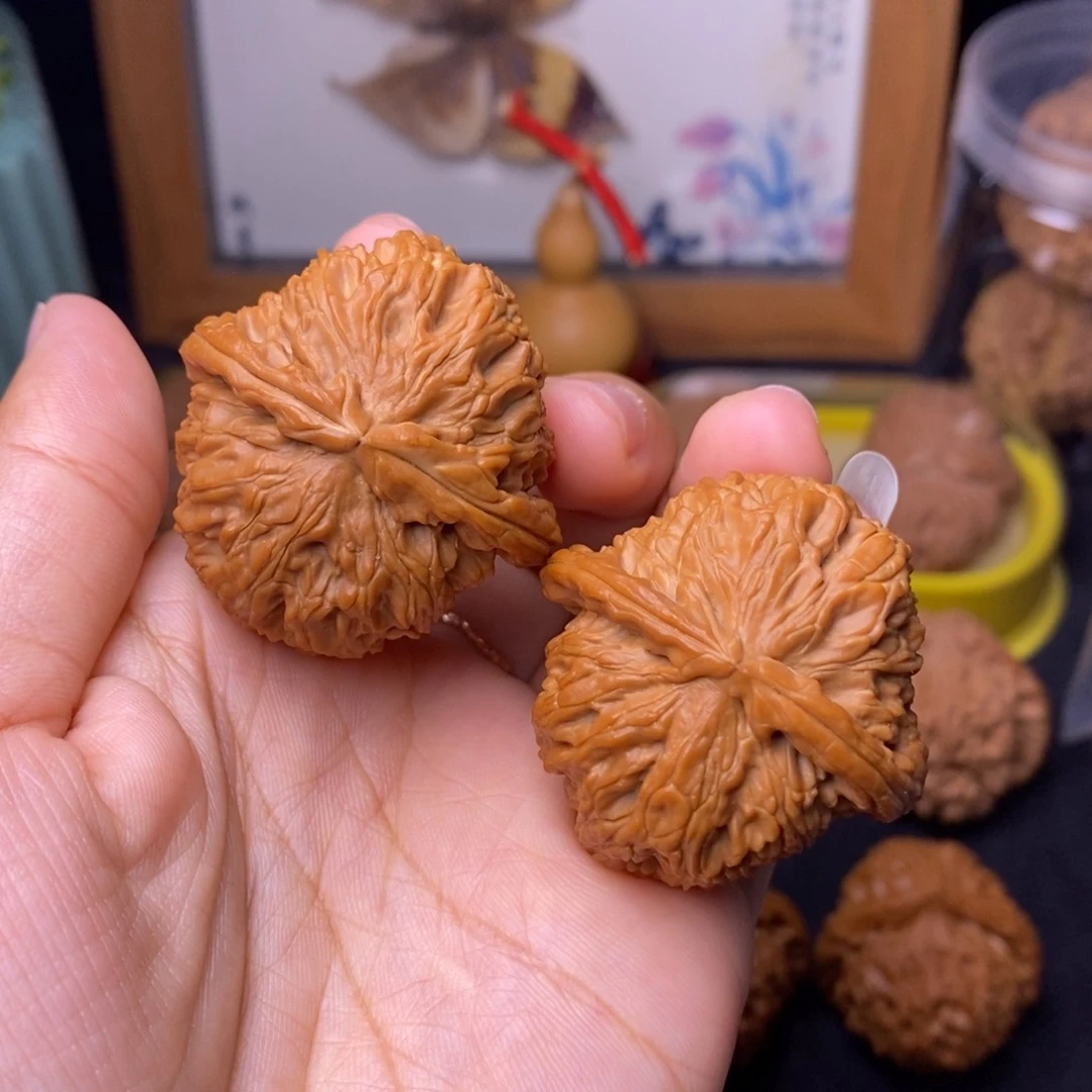 文玩核桃把件39白狮子