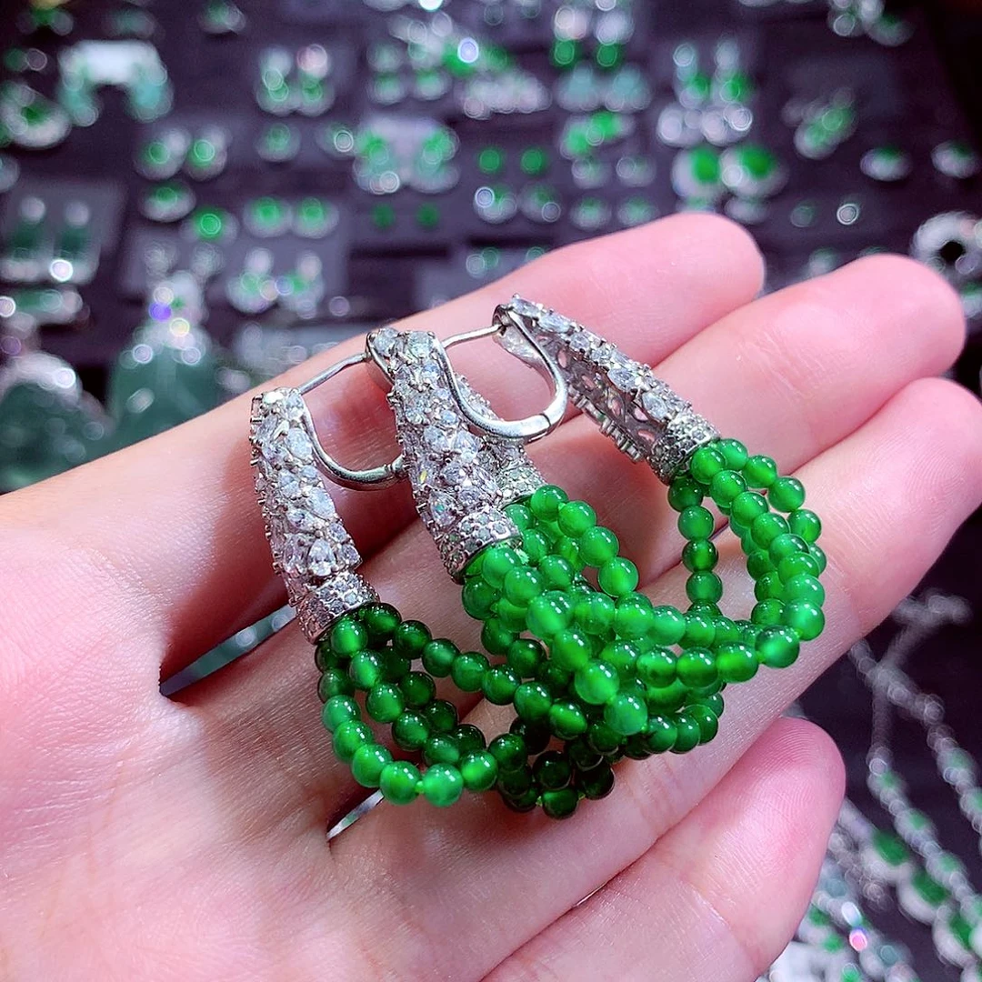 翡翠未镶嵌颈饰挂件