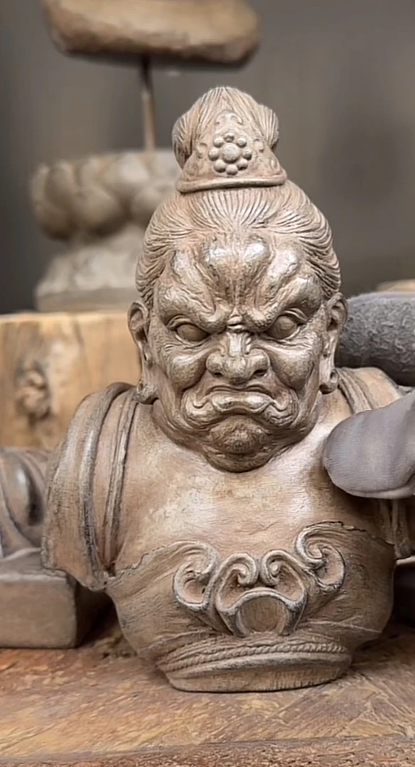 高端复古天王摆件