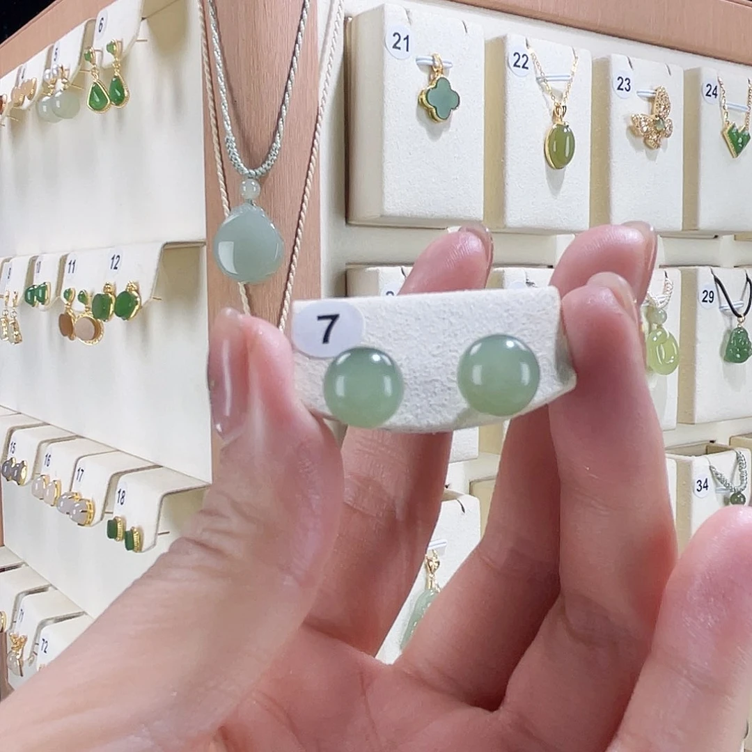 和田玉银S925镀金镶嵌耳饰耳钉