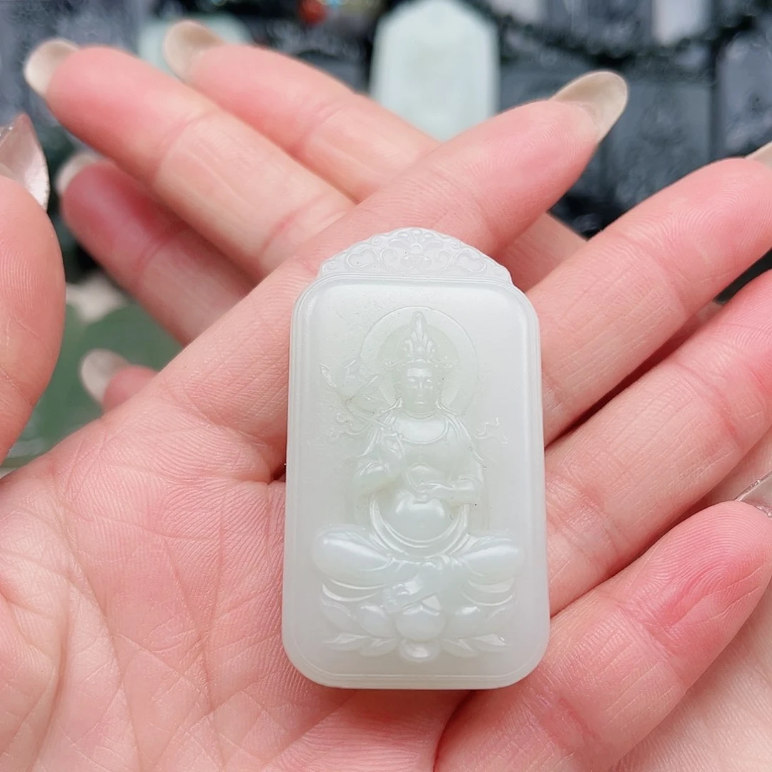 和田玉颈饰未镶嵌我****子