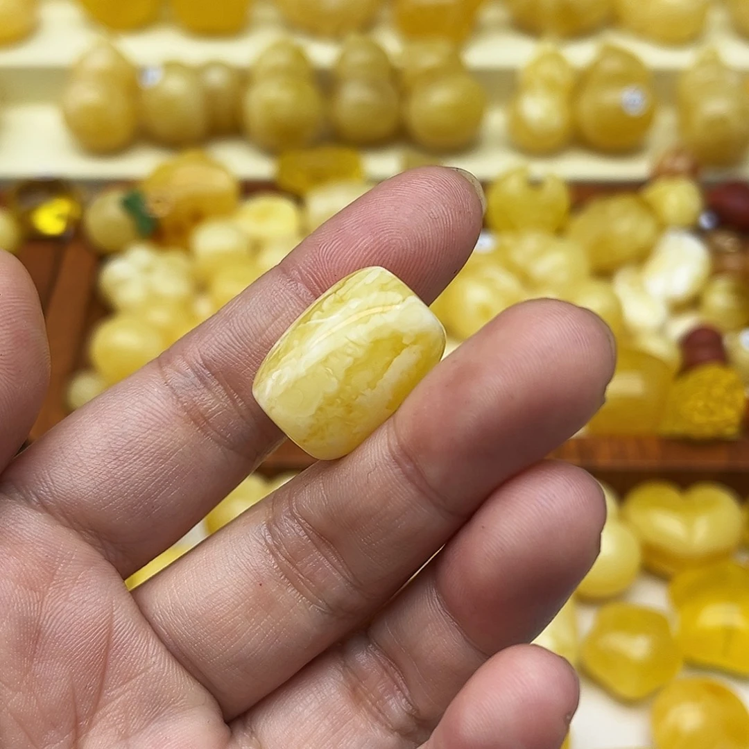 小***莓蜜蜡未镶嵌裸石天然