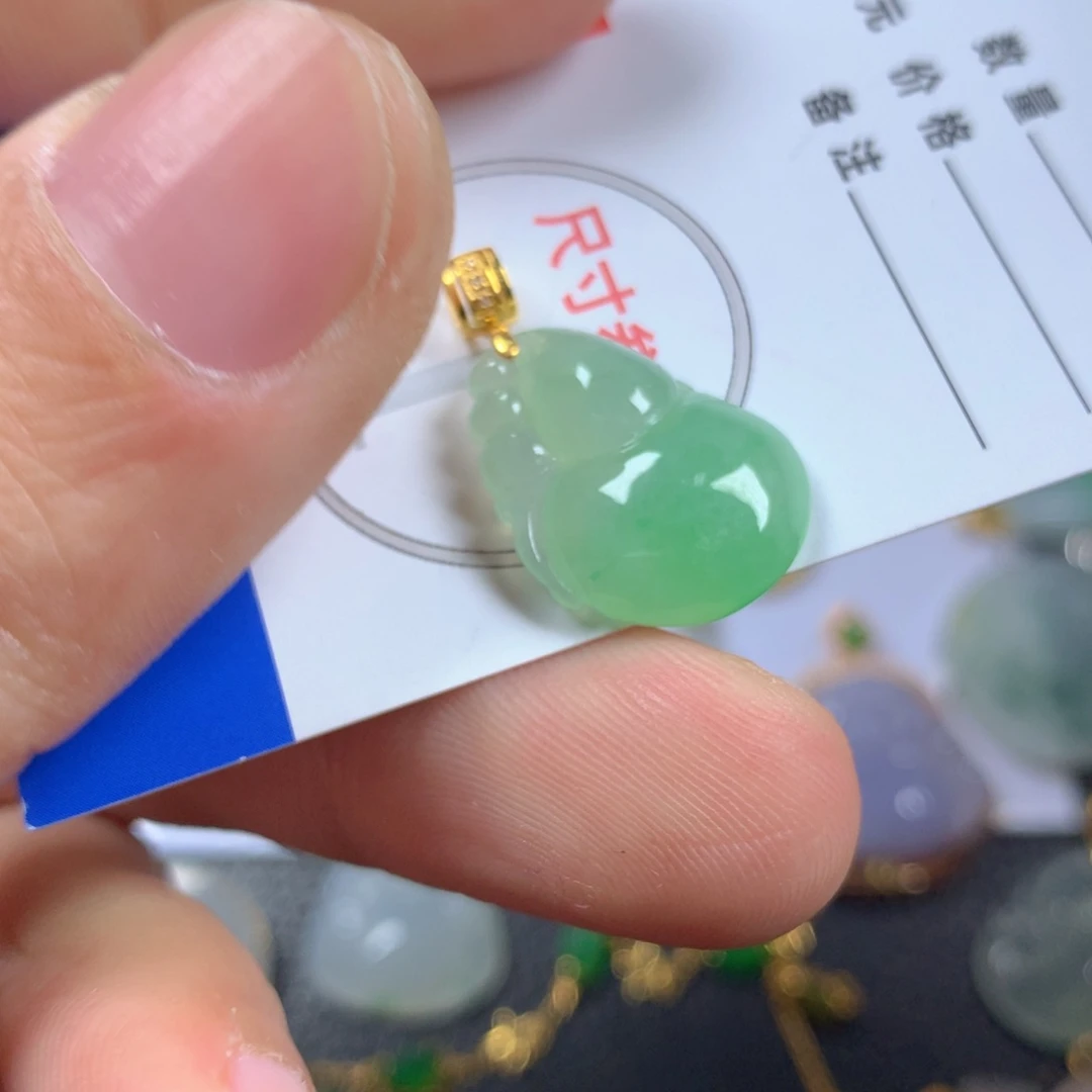 【闪购商品】翡翠颈饰18K金镶嵌翡翠