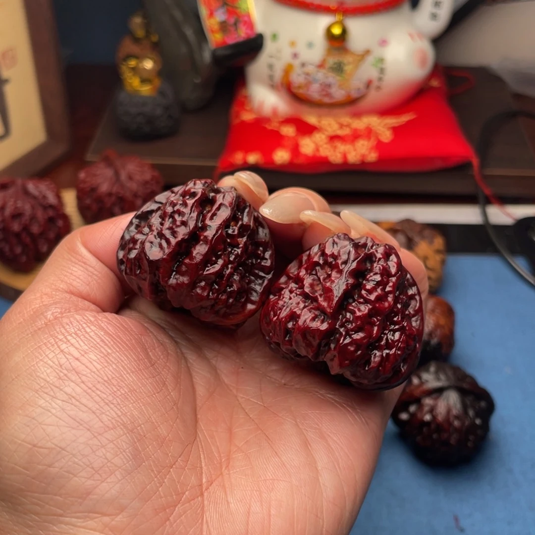 吊坠文玩核桃酒红开背蛙