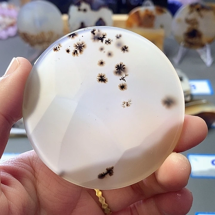 玛瑙/玉髓未镶嵌珠宝半成品