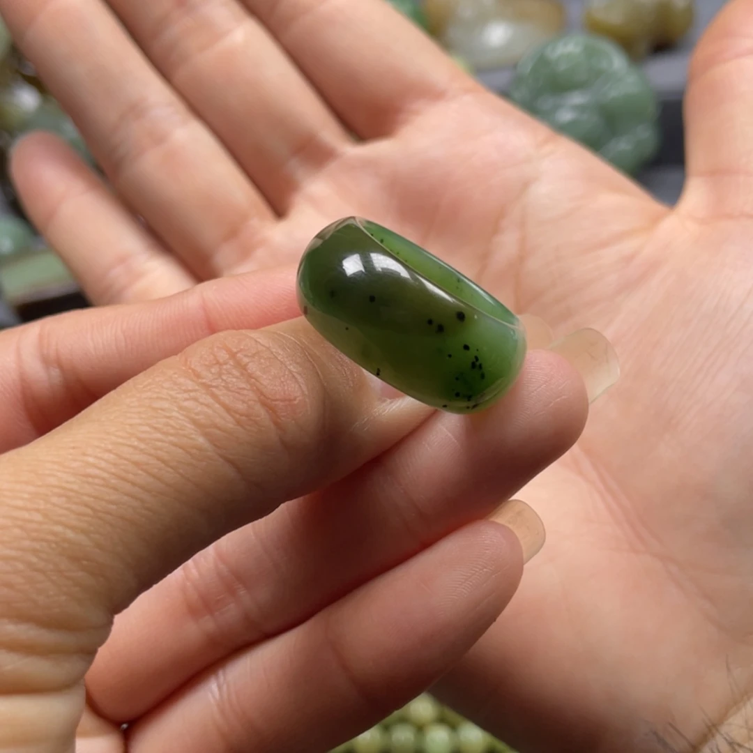 【闪购商品】未镶嵌和田玉挂件20圈