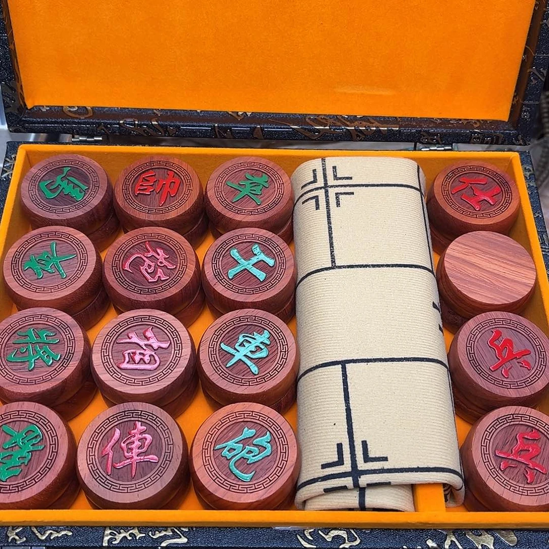 大叶紫檀（黑酸枝木类）