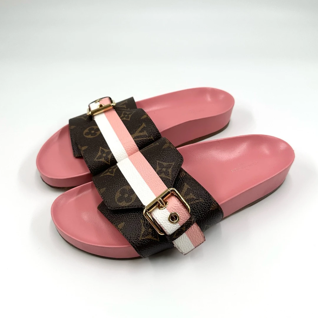 95新 LouisVuitton/路易威登 36码/瑕疵/LV老花锁扣粉色拖鞋10566