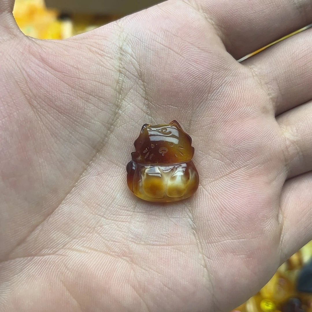 琥珀未镶嵌裸石蜜蜡小猫2.42g