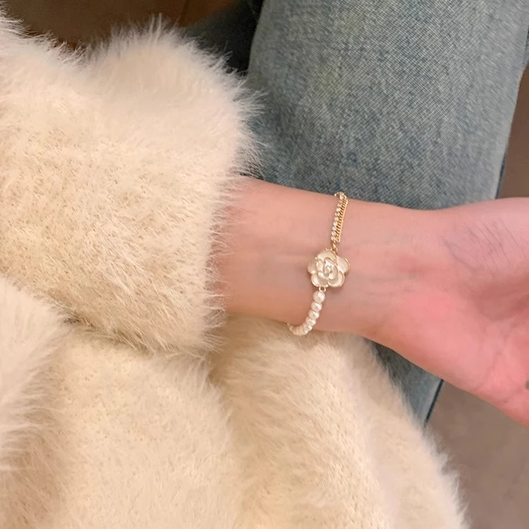 铜合金手链 珠珠山茶花手链女轻奢感小众时尚简约百搭手饰3151