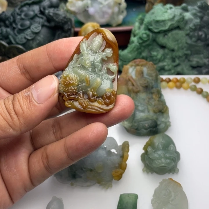 定制翡翠未镶嵌文殊
