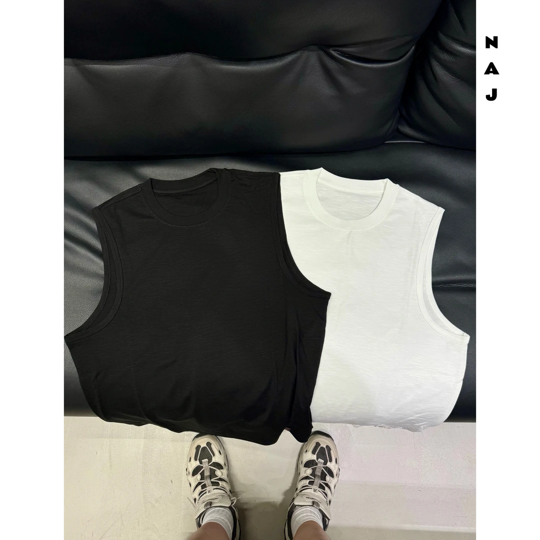 阿权家的竹节棉特性是独特纹理耐用透气的背心