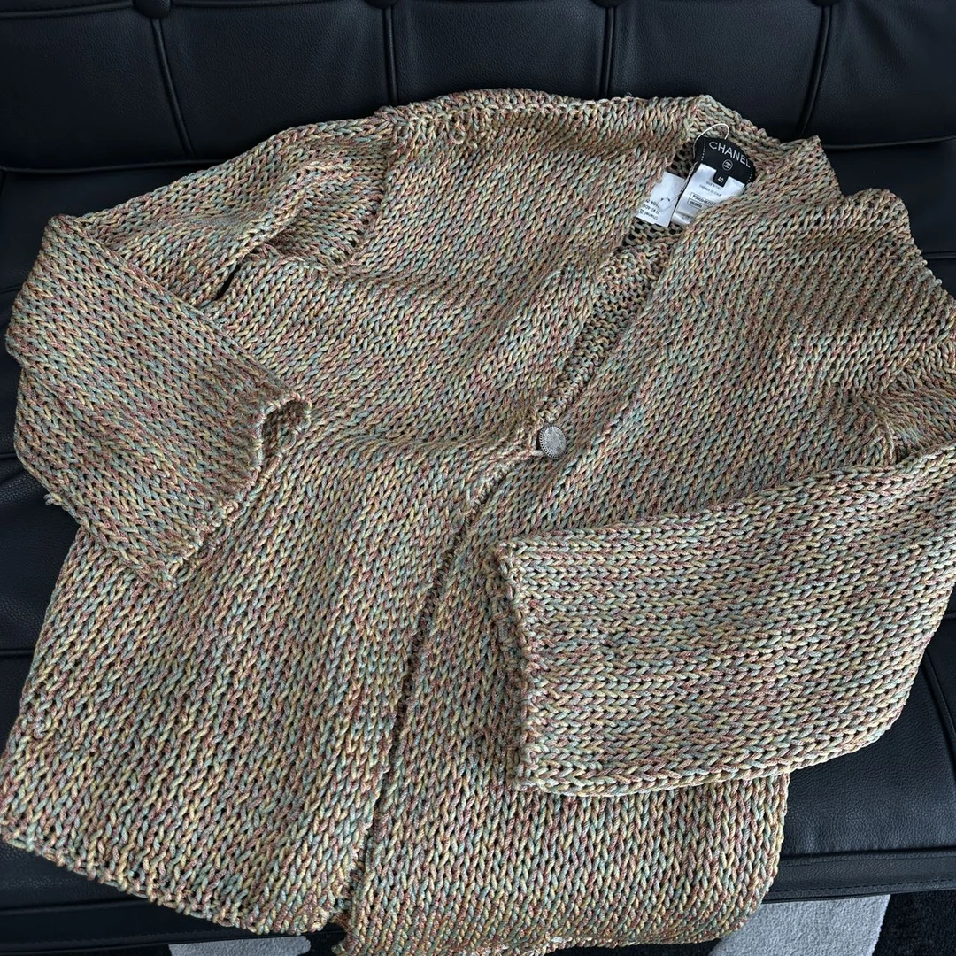 99新 Chanel/香奈儿 五彩01A秋冬系列针织开衫 40码