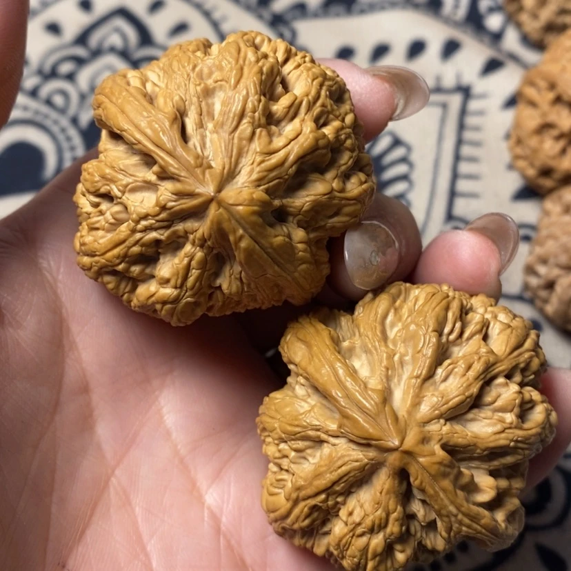 【闪购商品】文玩核桃吊坠平*粗筋 花