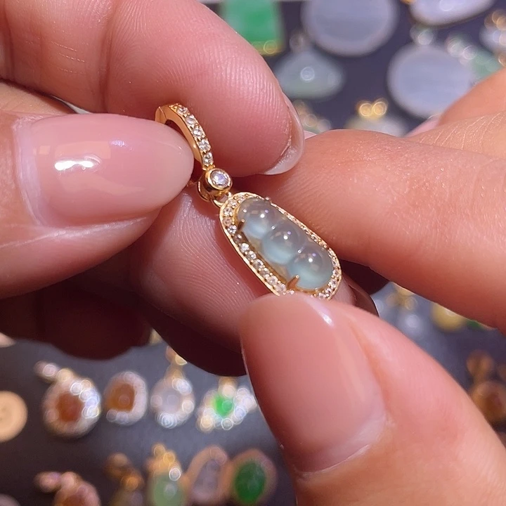 翡翠银S925镶嵌颈饰