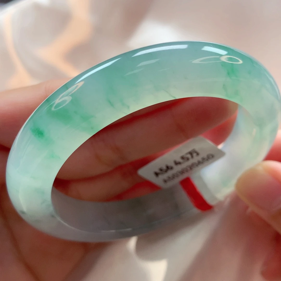 翡翠手镯未镶嵌86翡翠手镯99