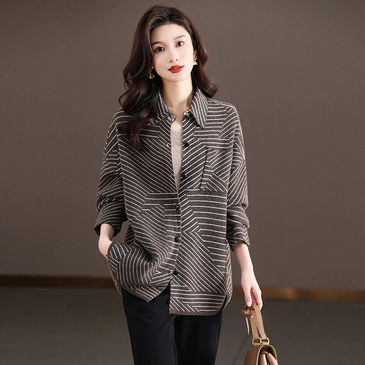 100纯羊毛针织开衫女秋冬遮屁股宽松休闲港味上衣衬衫式毛衣外套