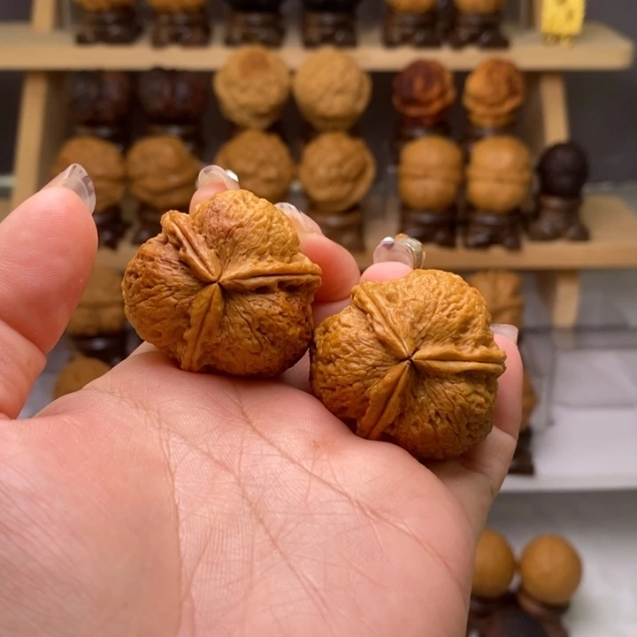 文玩核桃吊坠35小饭团Y66