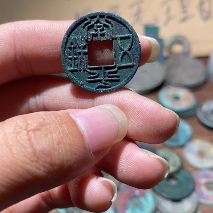 铜常平五株，，，，，，，，，，，工艺品