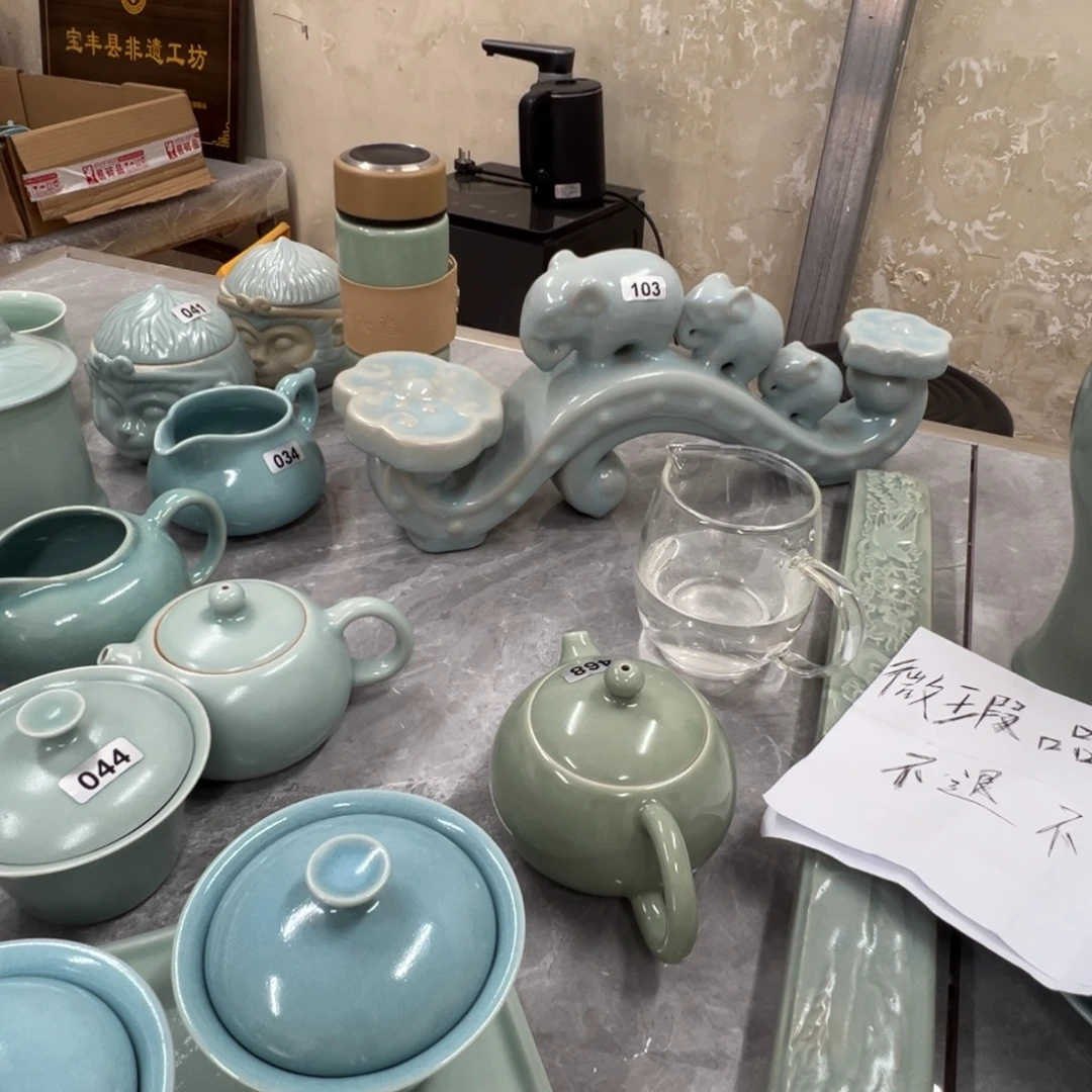 陶微瑕摆件103。