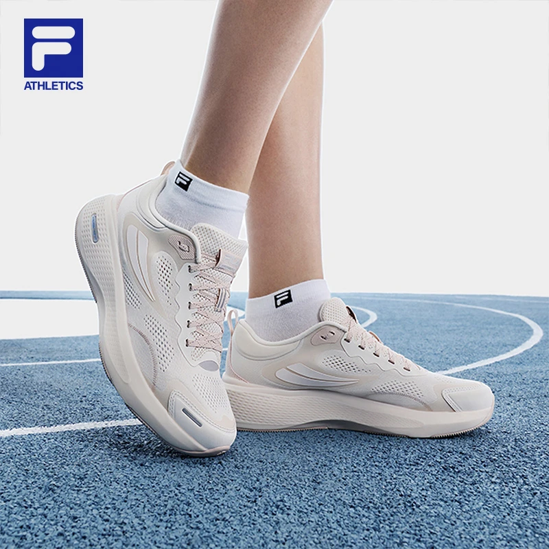 Fila/斐乐【柔云3】女士减震休闲透气运动户外跑步鞋A12W521106F