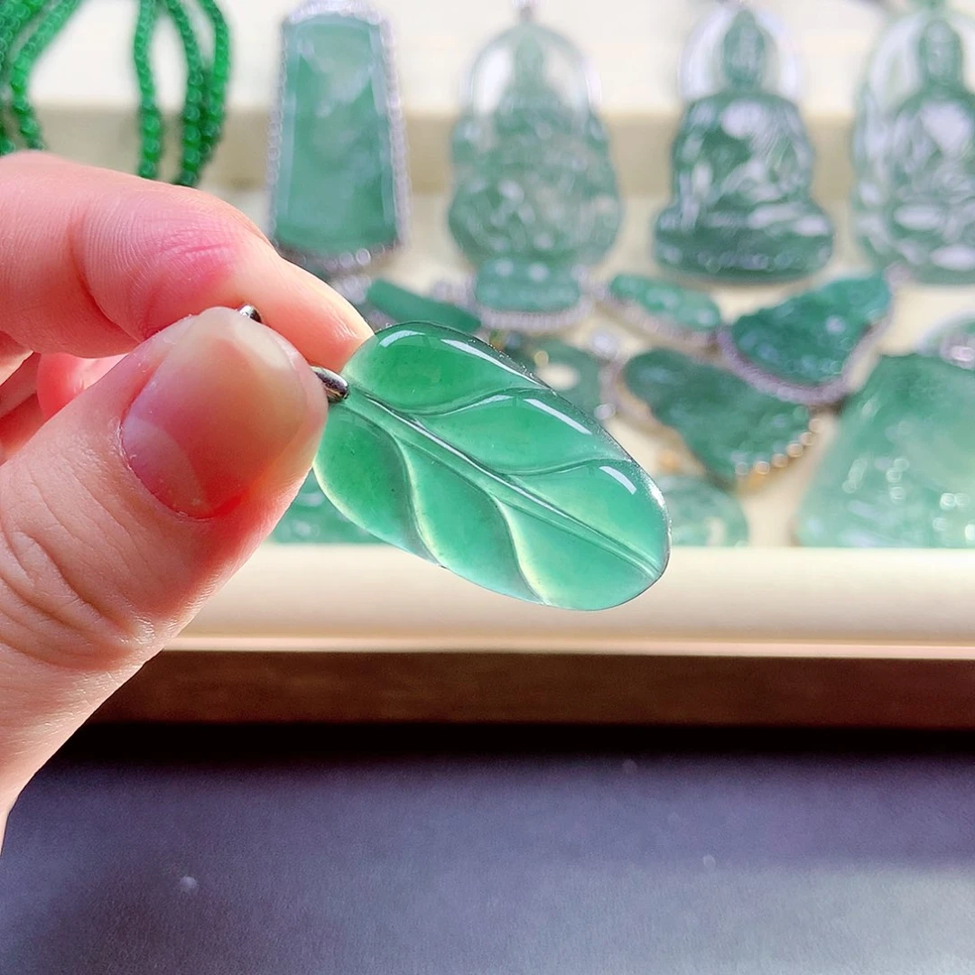 【闪购商品】翡翠银S925镶嵌颈饰天然