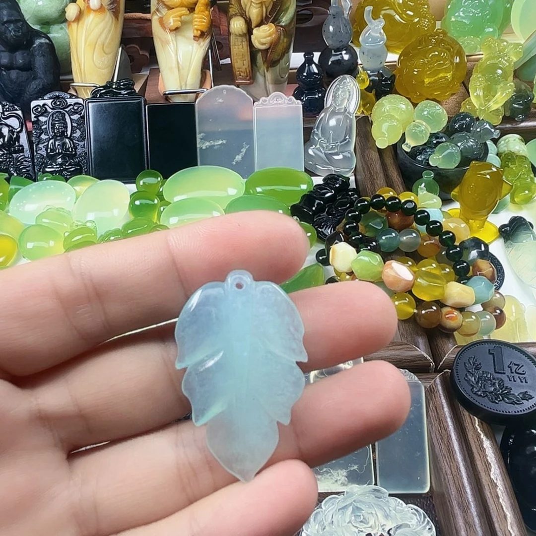 岫玉未镶嵌吊坠(不含链)