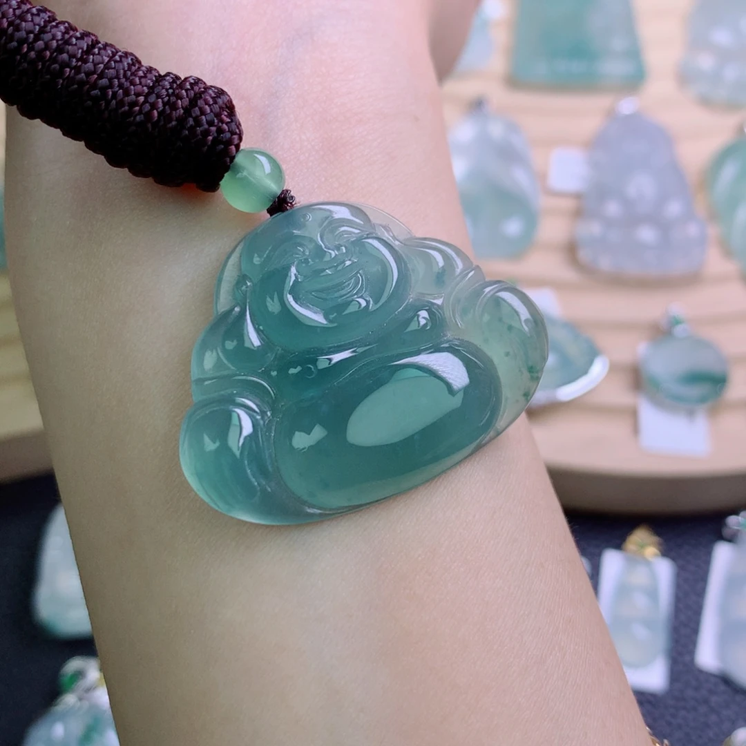 翡翠未镶嵌颈饰吊坠